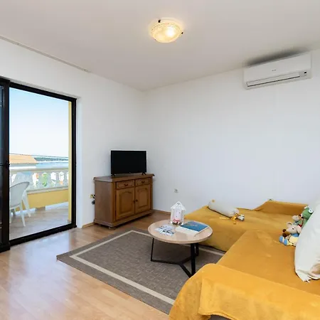 Apartament Lidija