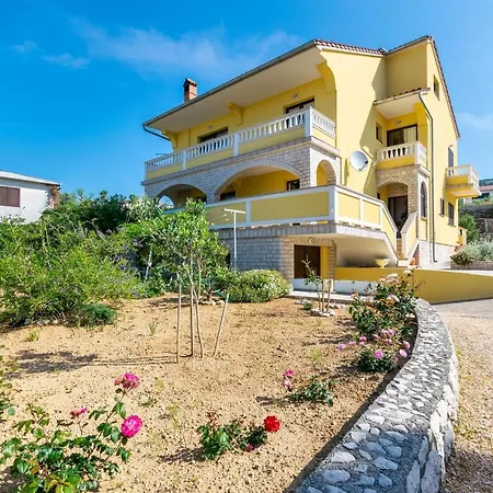 Lidija Apartment *